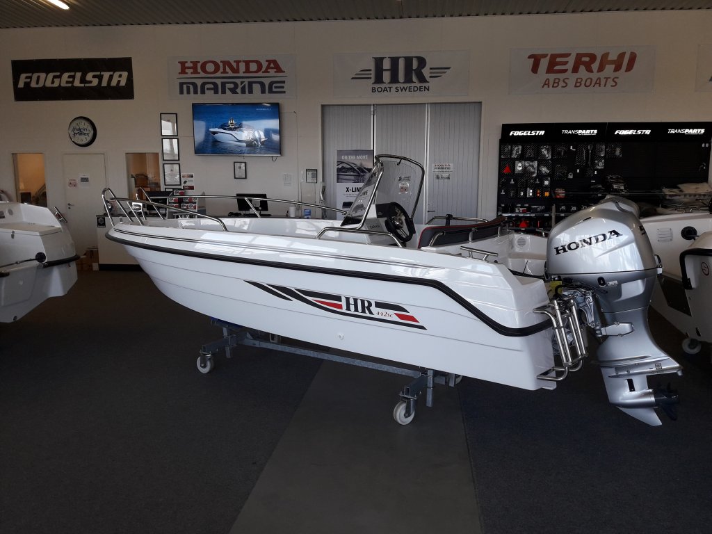HR 442SC HONDA 40HK KAMPANJPAKET MED MOTOR HR B tar B tar Och HR 442SC HONDA 40HK KAMPANJPAKET MED MOTOR HR B tar B tar Och